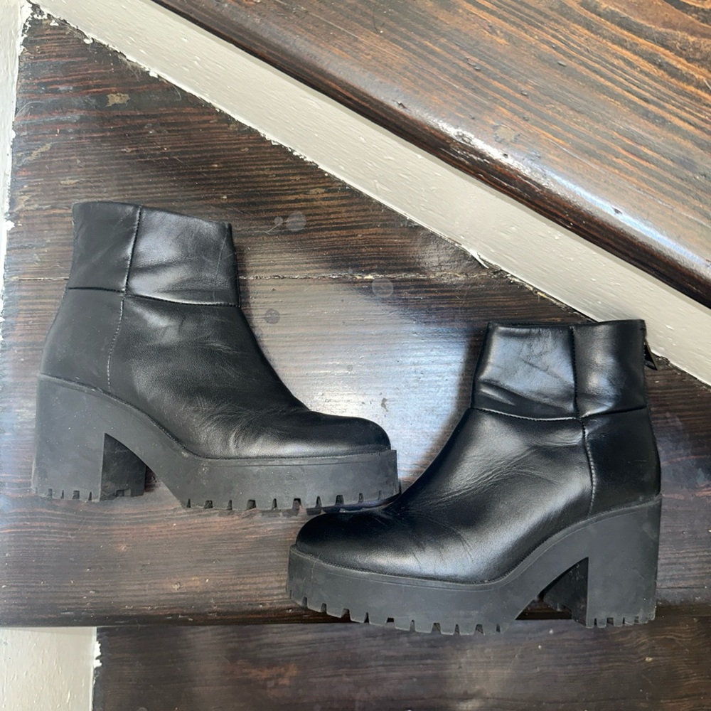 Zara Black Chunky Lug Sole Leather Platform Heel Back Zip Boots 6 36